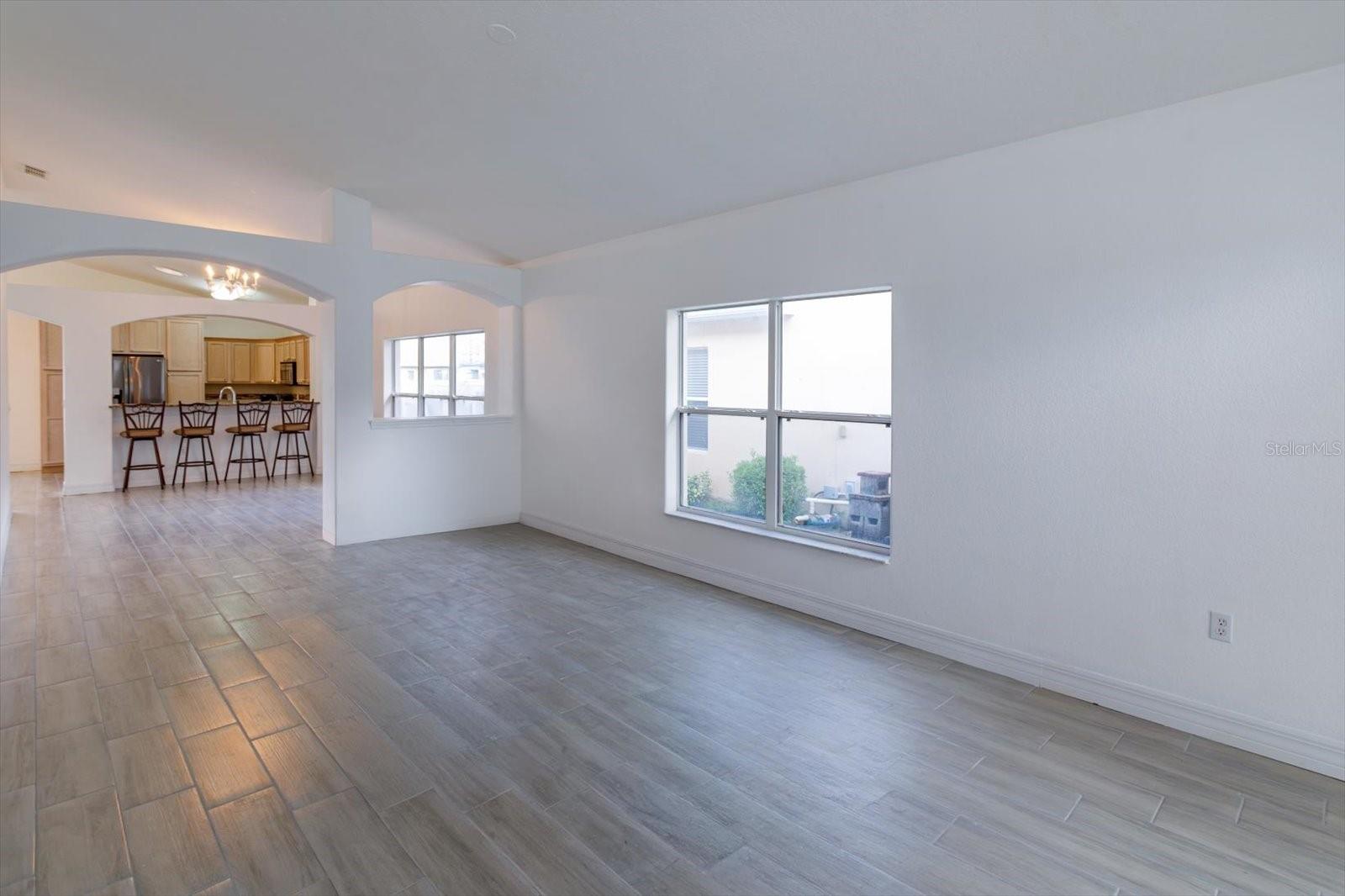2614 Caithness Way Property Photo 5