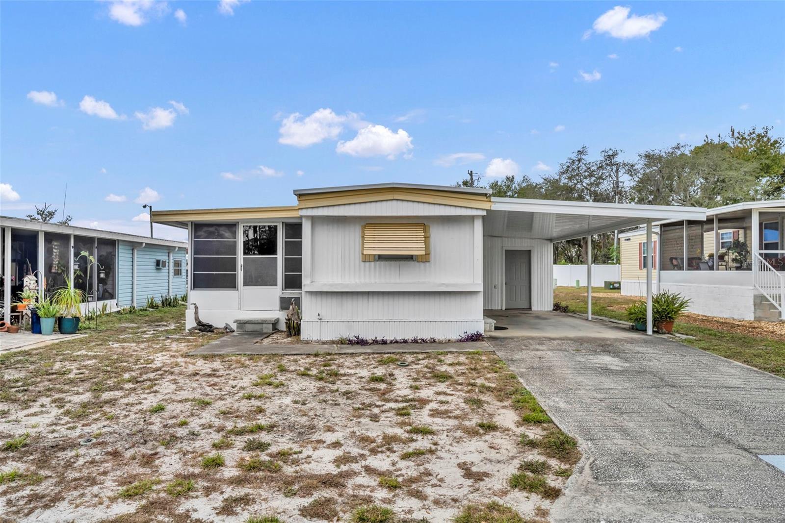 11 Hawaiian Way Property Photo 1