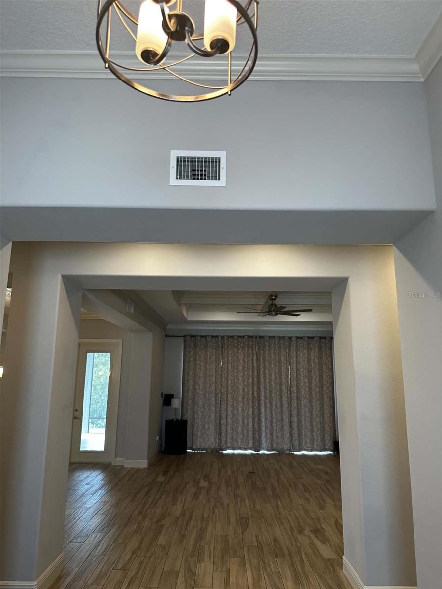 17710 Palm View Cir Property Photo 3