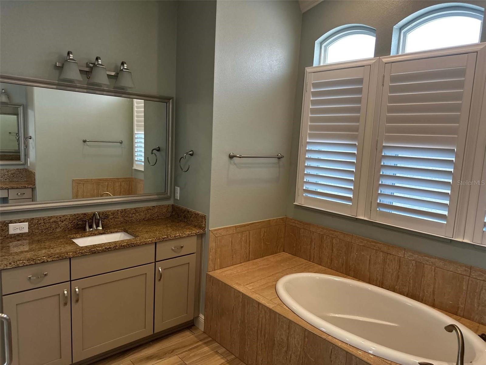 17710 Palm View Cir Property Photo 34