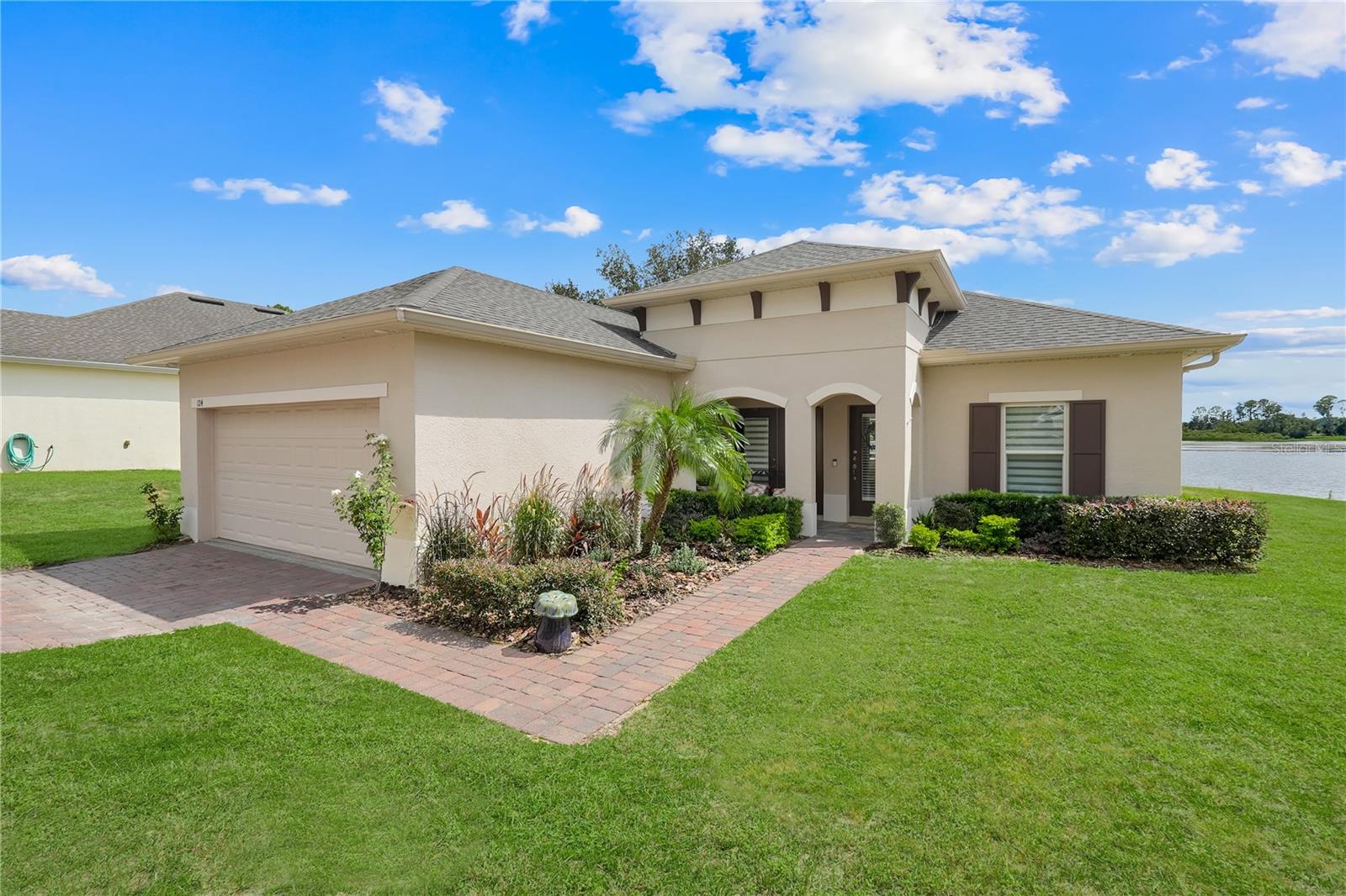 124 Islabella Way Property Photo