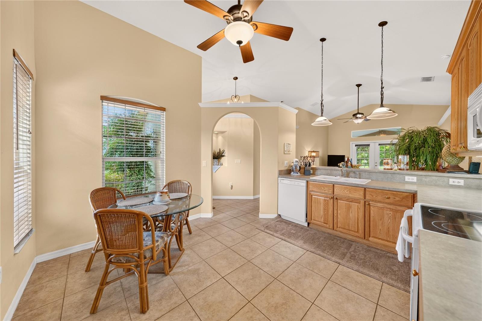 90 Golfview Cir Property Photo 10
