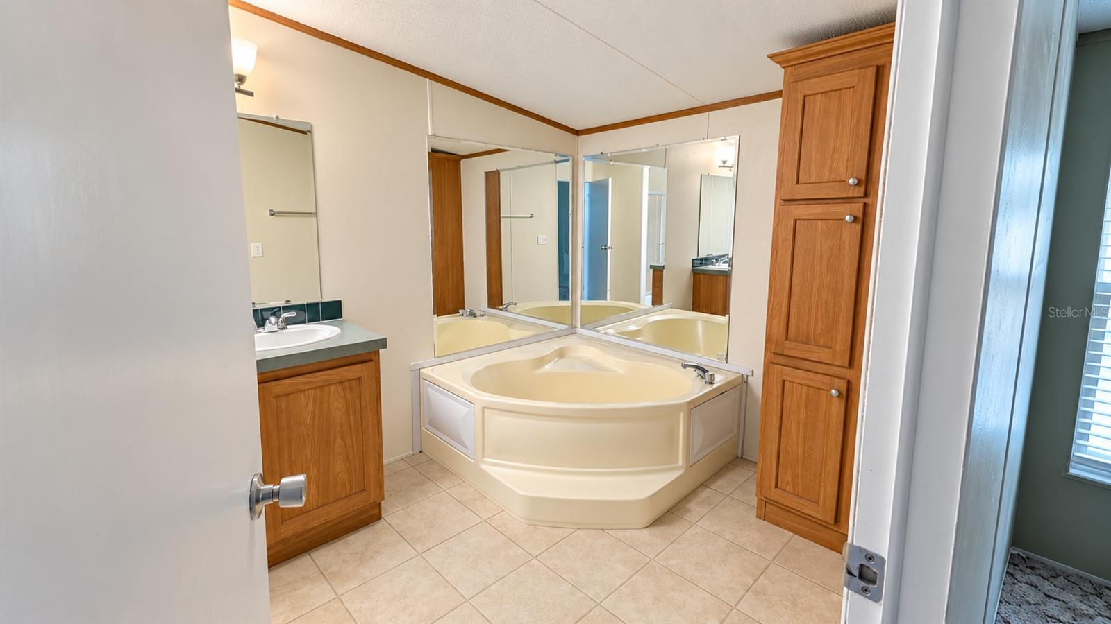3657 E Flint Ln Property Photo 18