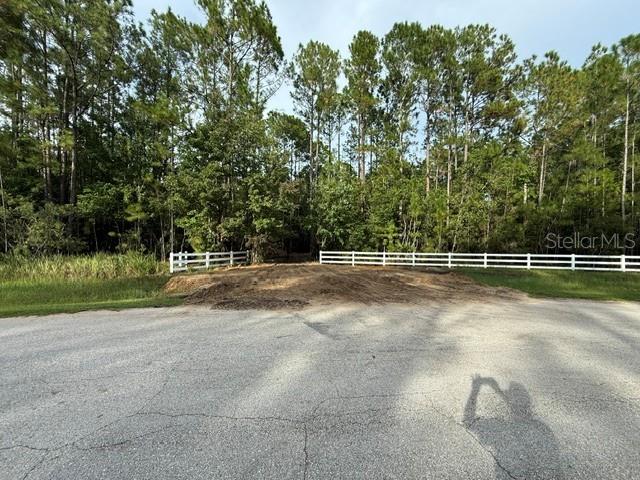 510 Hidden Palms Dr Property Photo 3