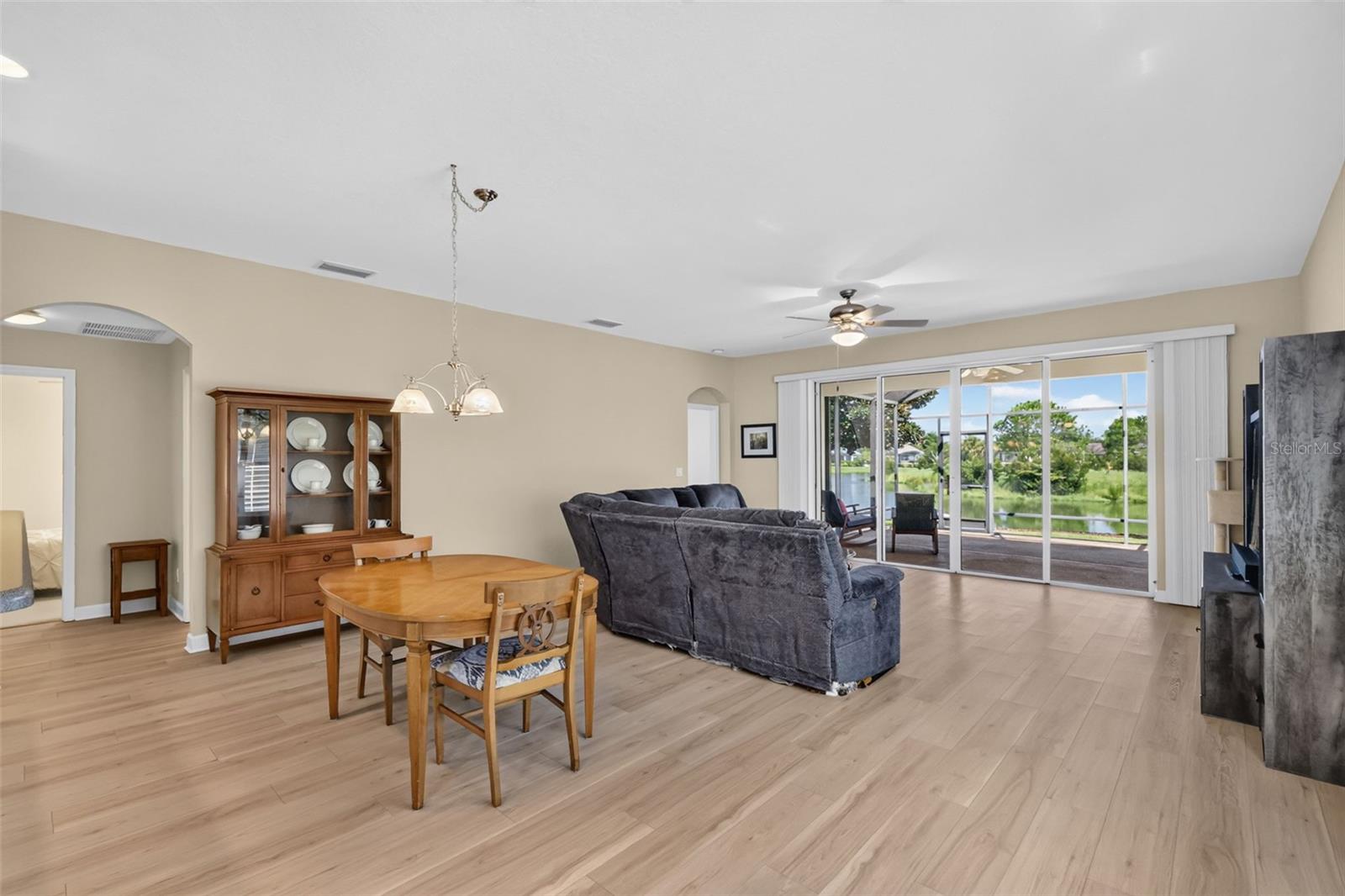 2359 Wakefield Way Property Photo 17