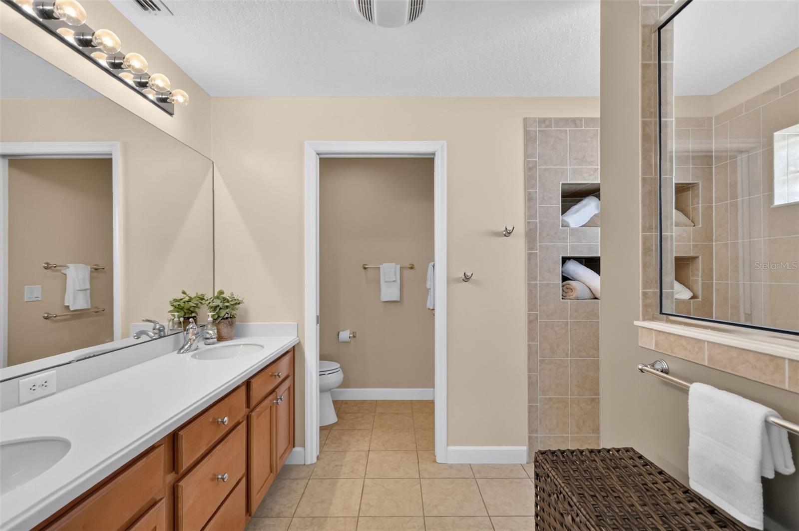 2359 Wakefield Way Property Photo 28