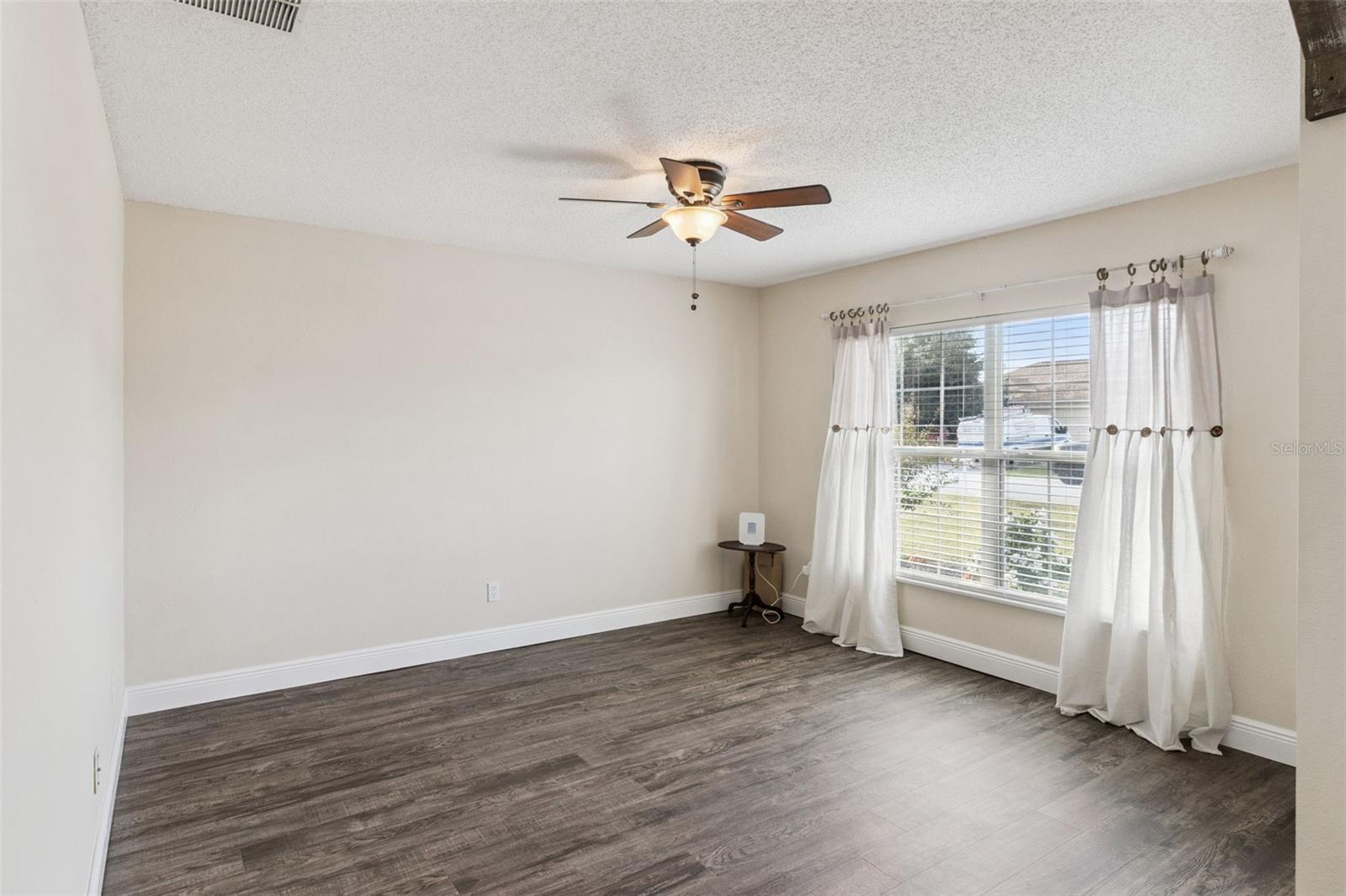 552 Hatchwood Dr Property Photo 8