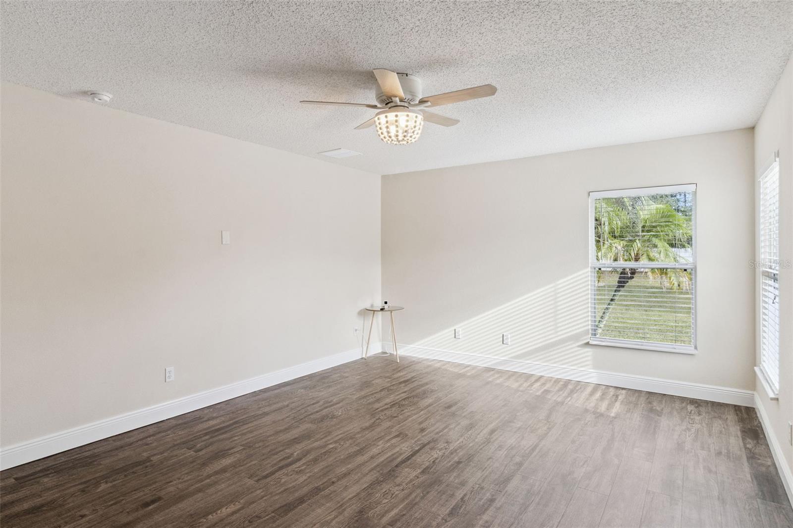 552 Hatchwood Dr Property Photo 17