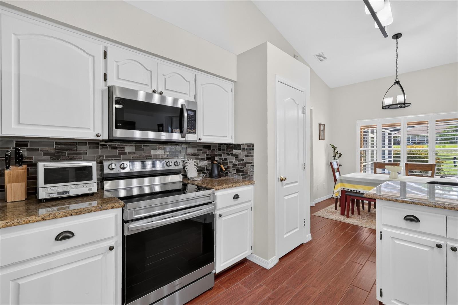 11340 Preston Cove Rd Property Photo 15