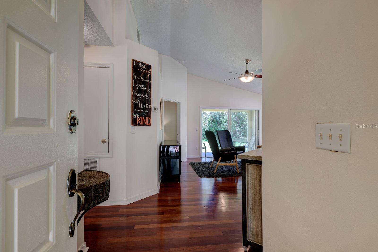 3005 Andover Ct Property Photo 4