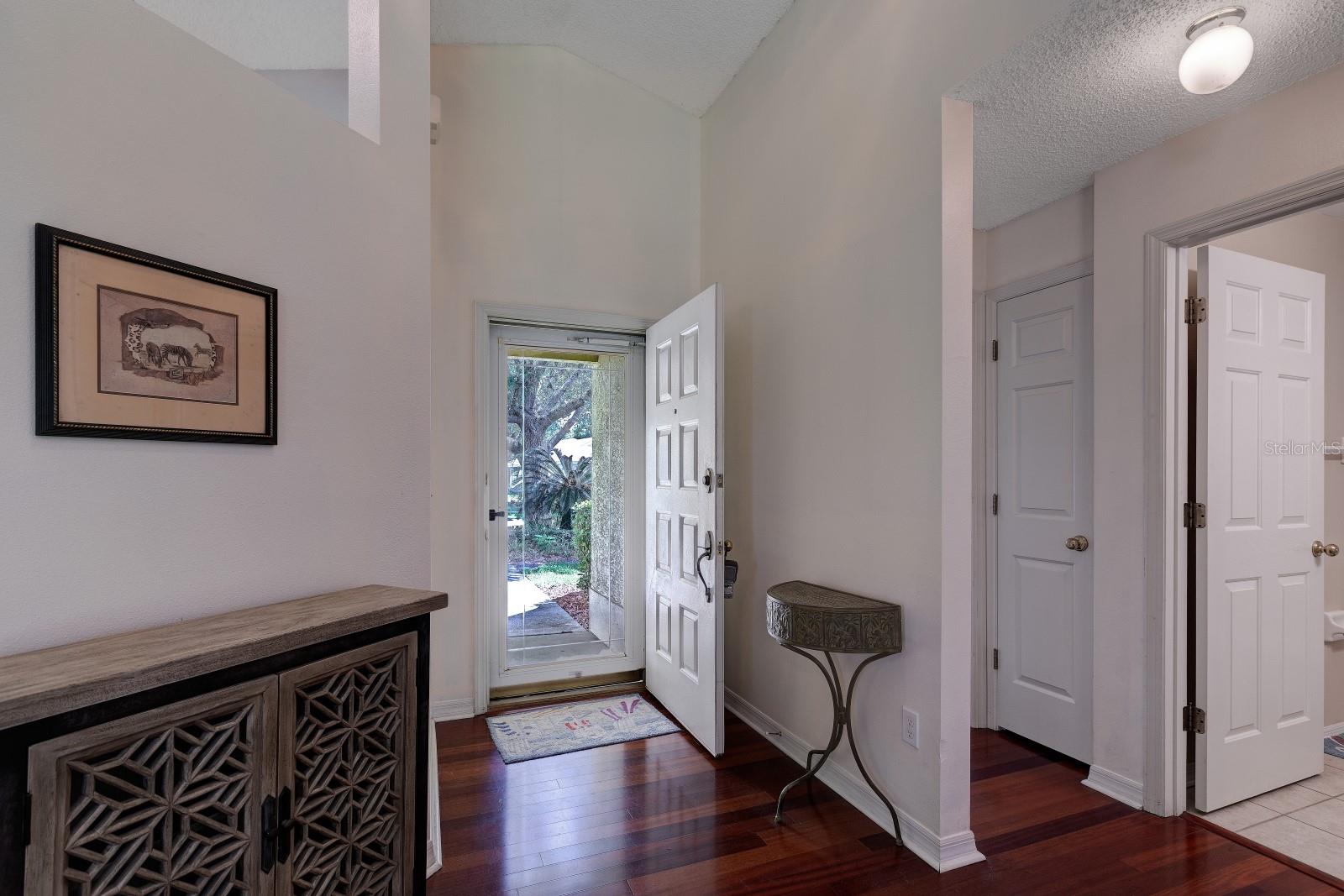 3005 Andover Ct Property Photo 5