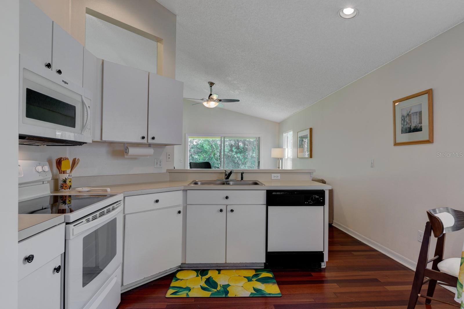 3005 Andover Ct Property Photo 17