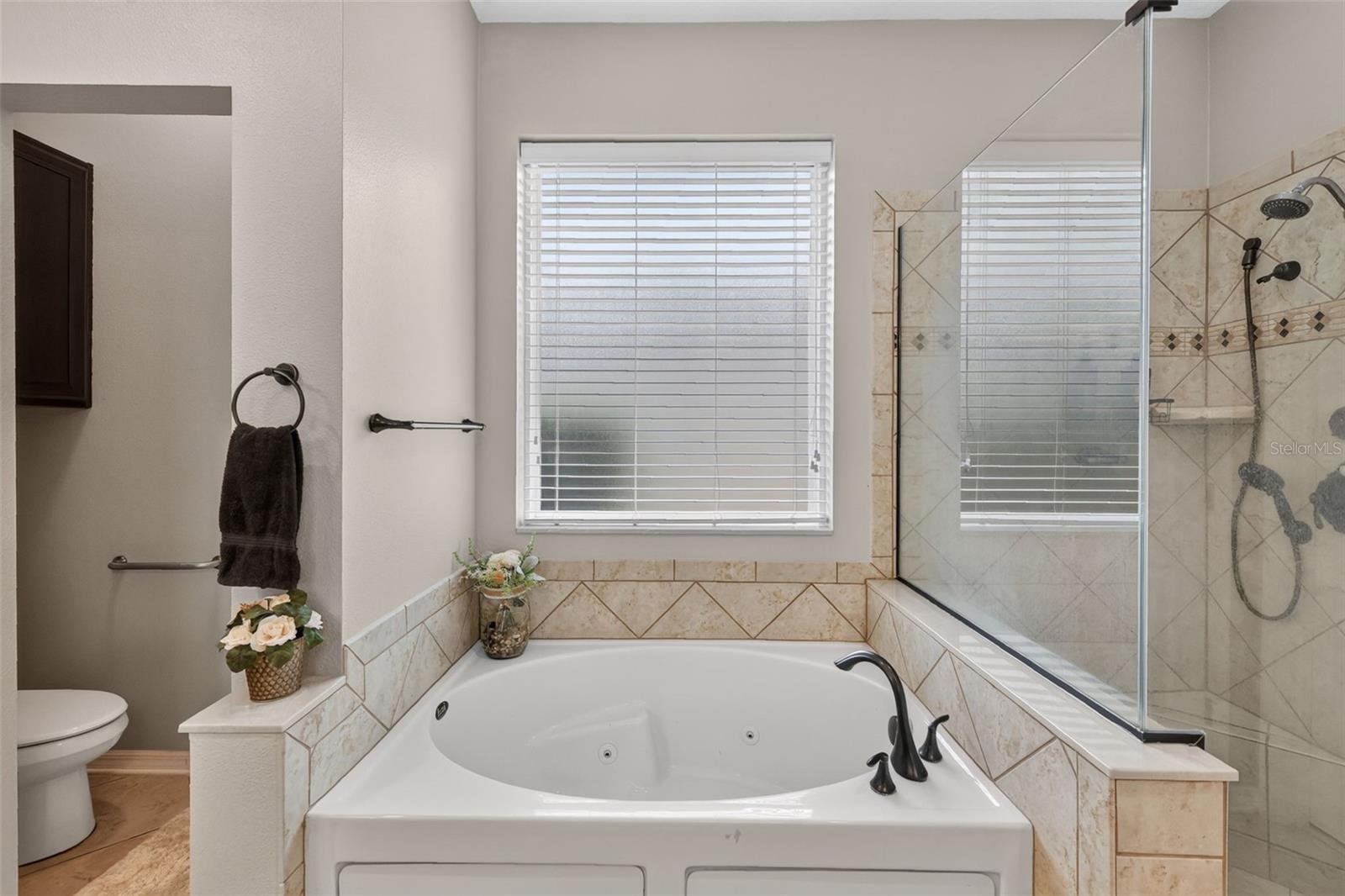 1109 Harmony Ln Property Photo 22