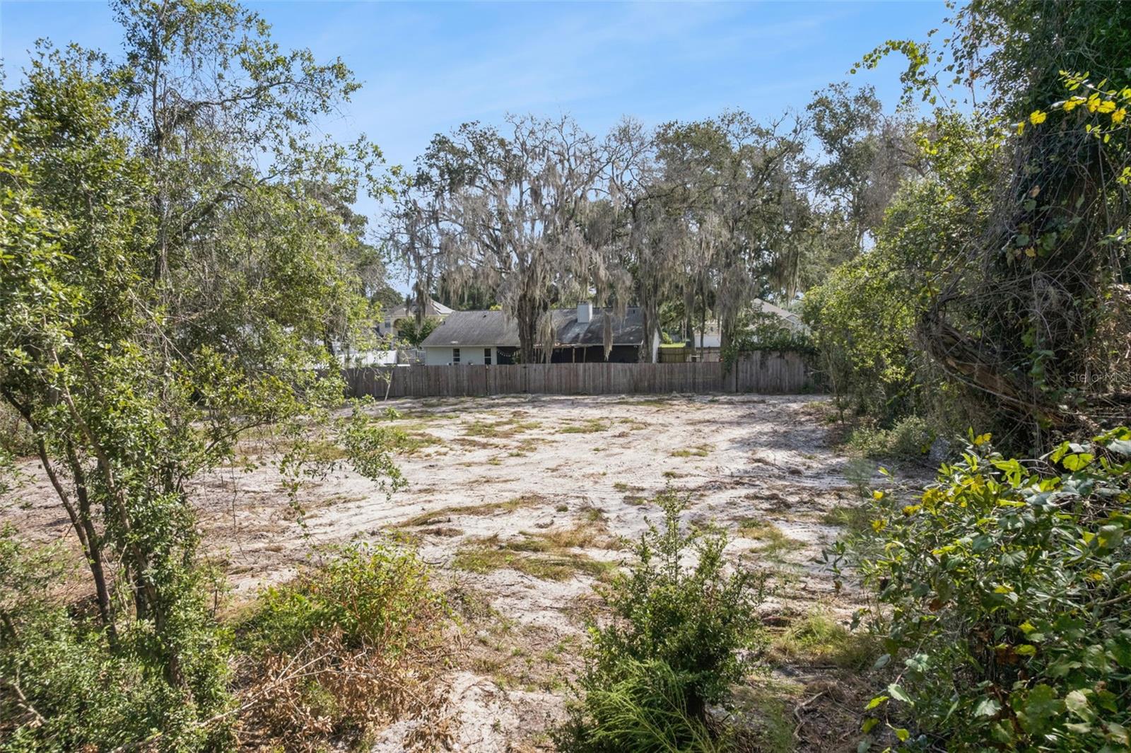 Bethune St Property Photo 8