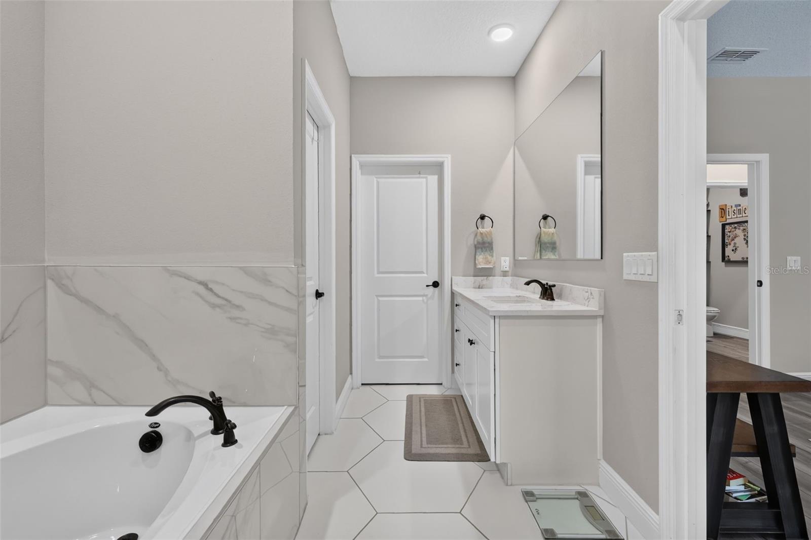 42721 Royal Trails Rd Property Photo 26