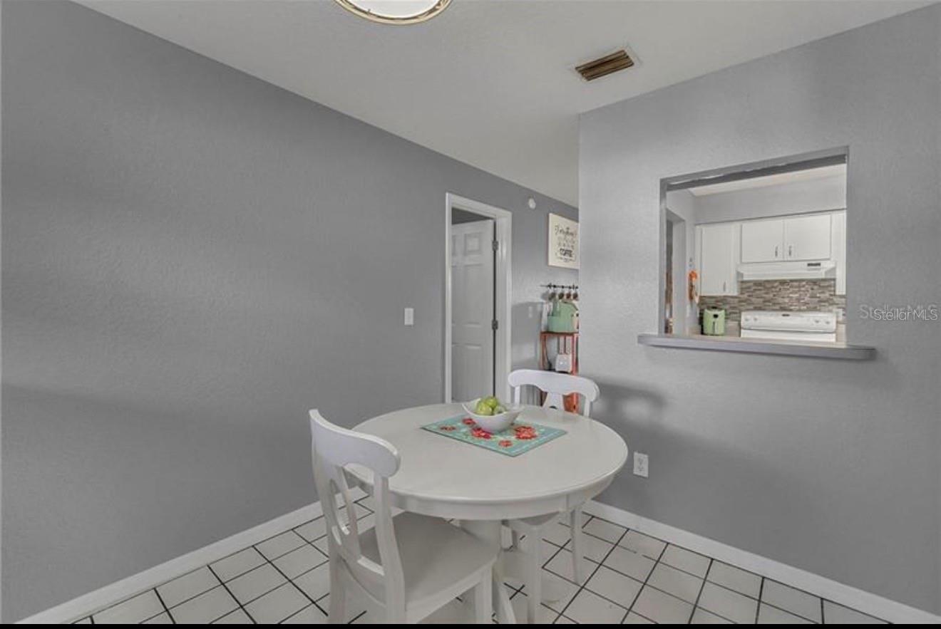 251 N Plant St Property Photo 22