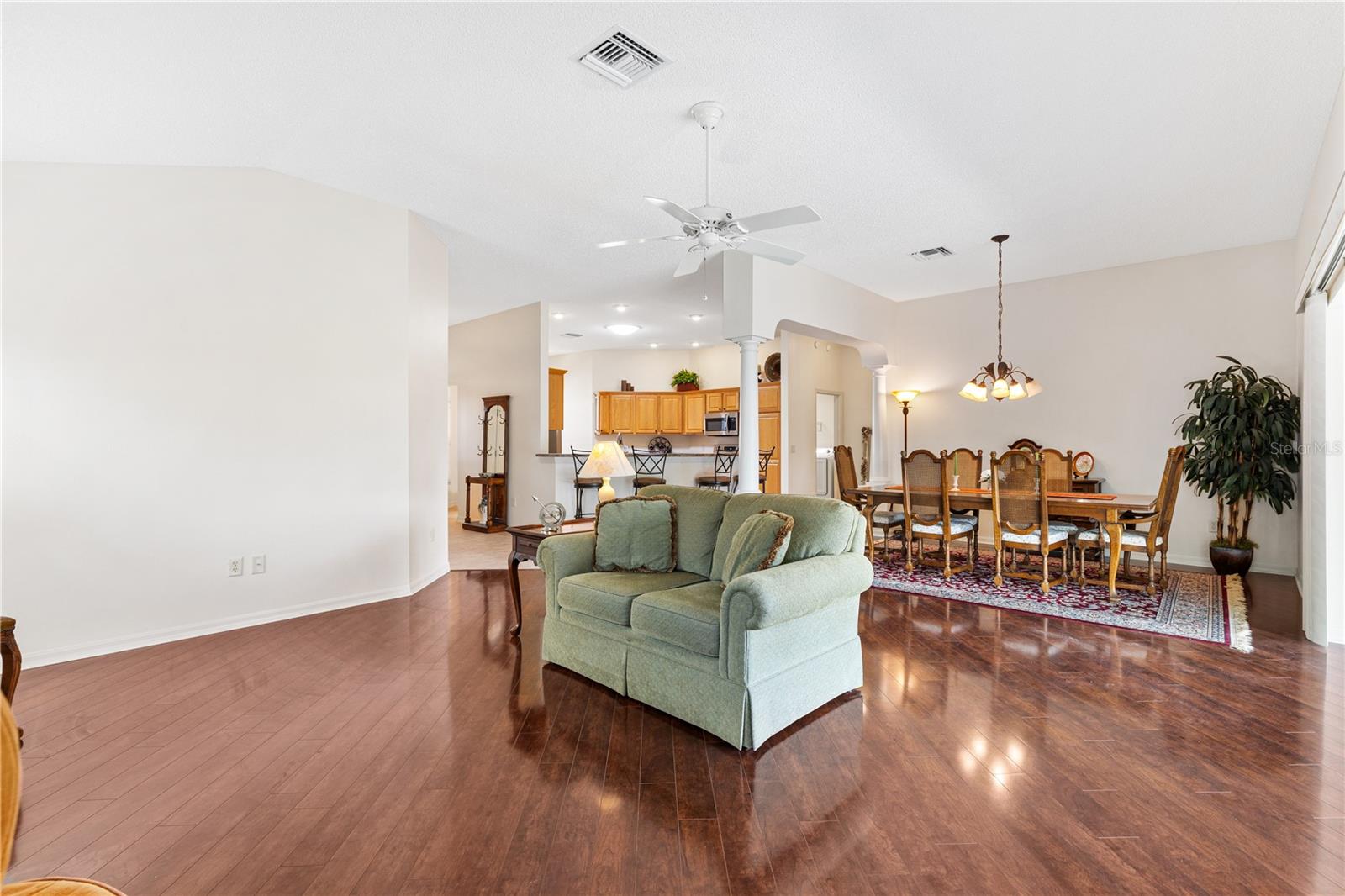 1318 Greenville Way Property Photo 13