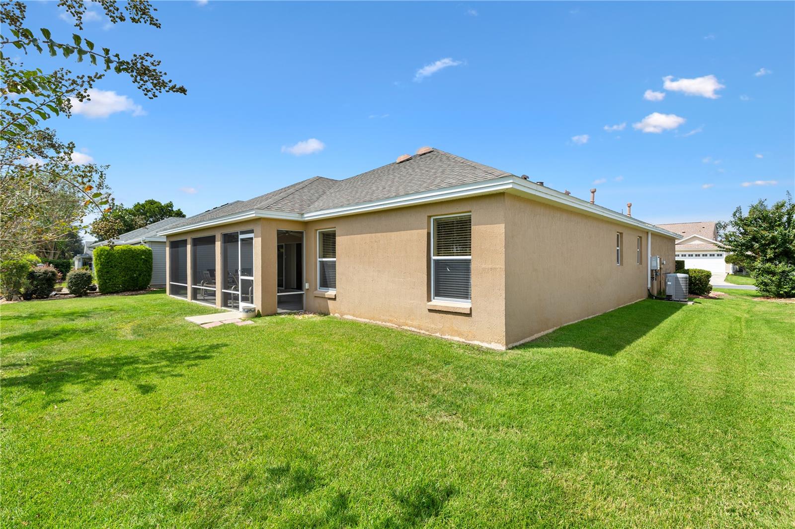 1318 Greenville Way Property Photo 28