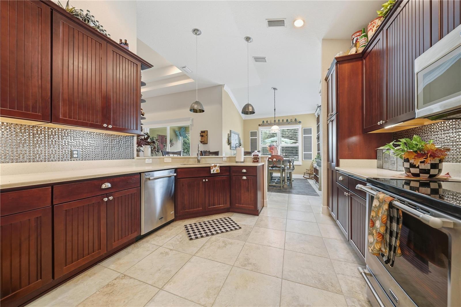 10331 Addison Shore Way Property Photo 11