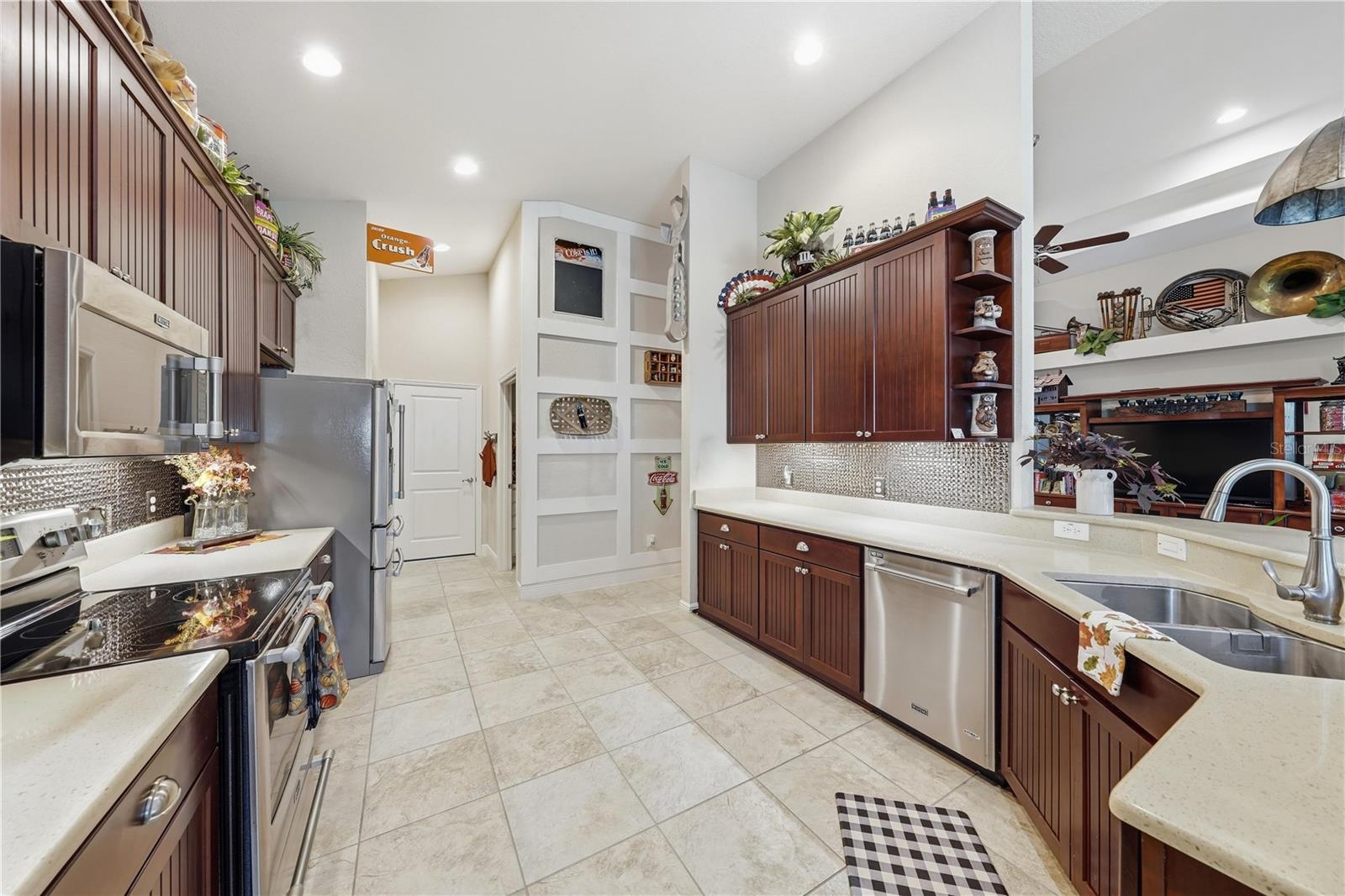 10331 Addison Shore Way Property Photo 13