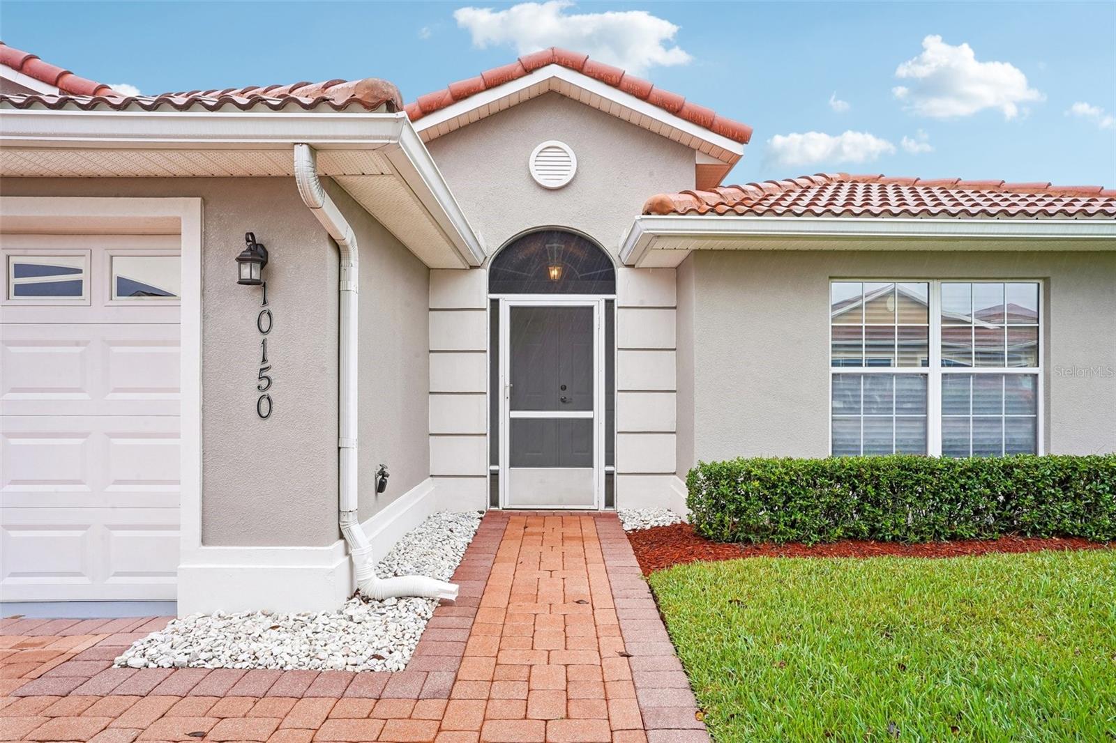 10150 Mainsail Dr Property Photo 4
