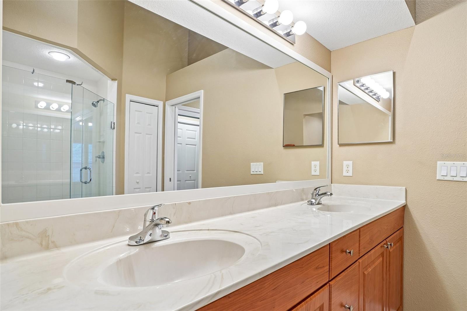 10150 Mainsail Dr Property Photo 28