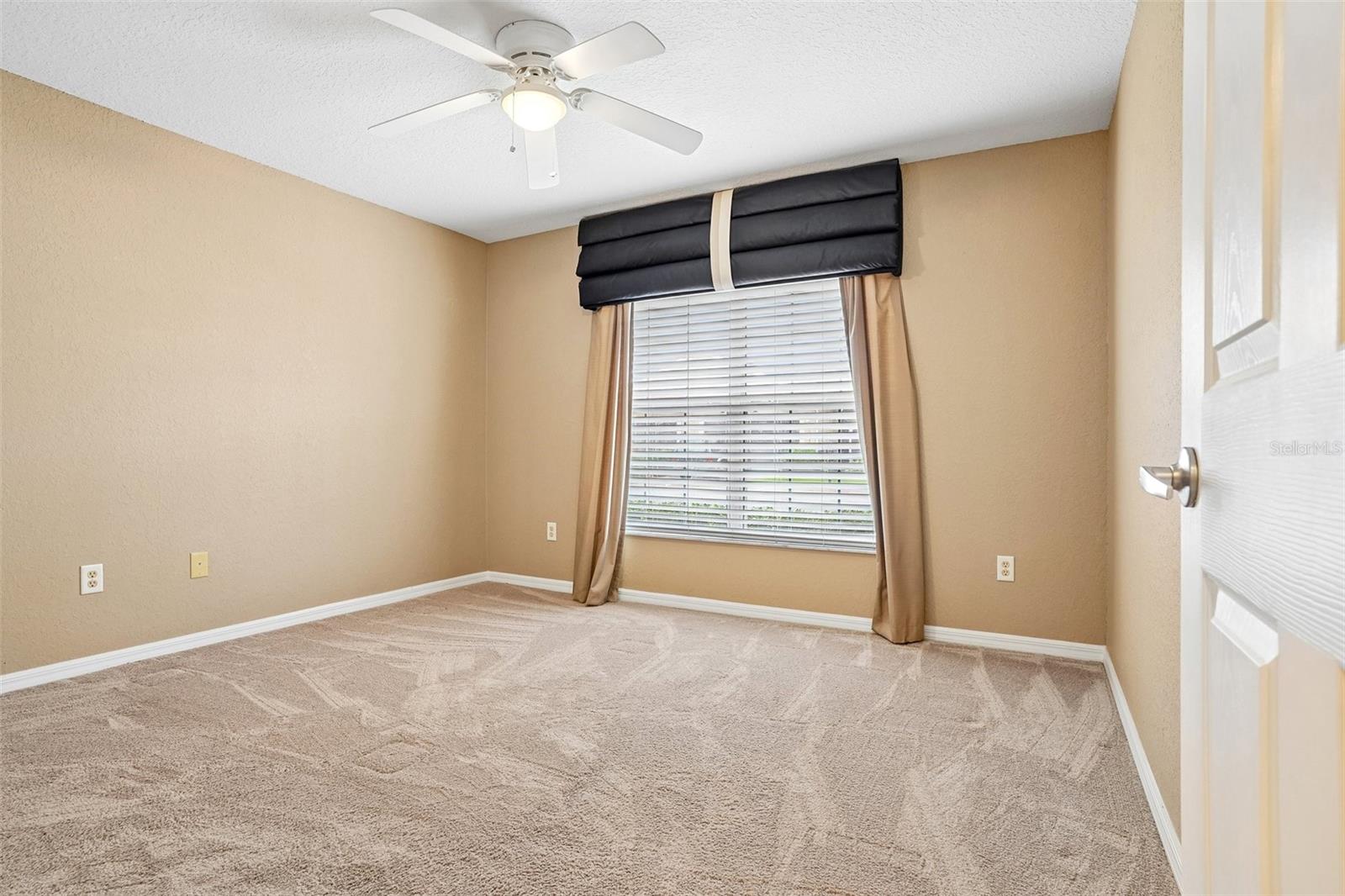 10150 Mainsail Dr Property Photo 30