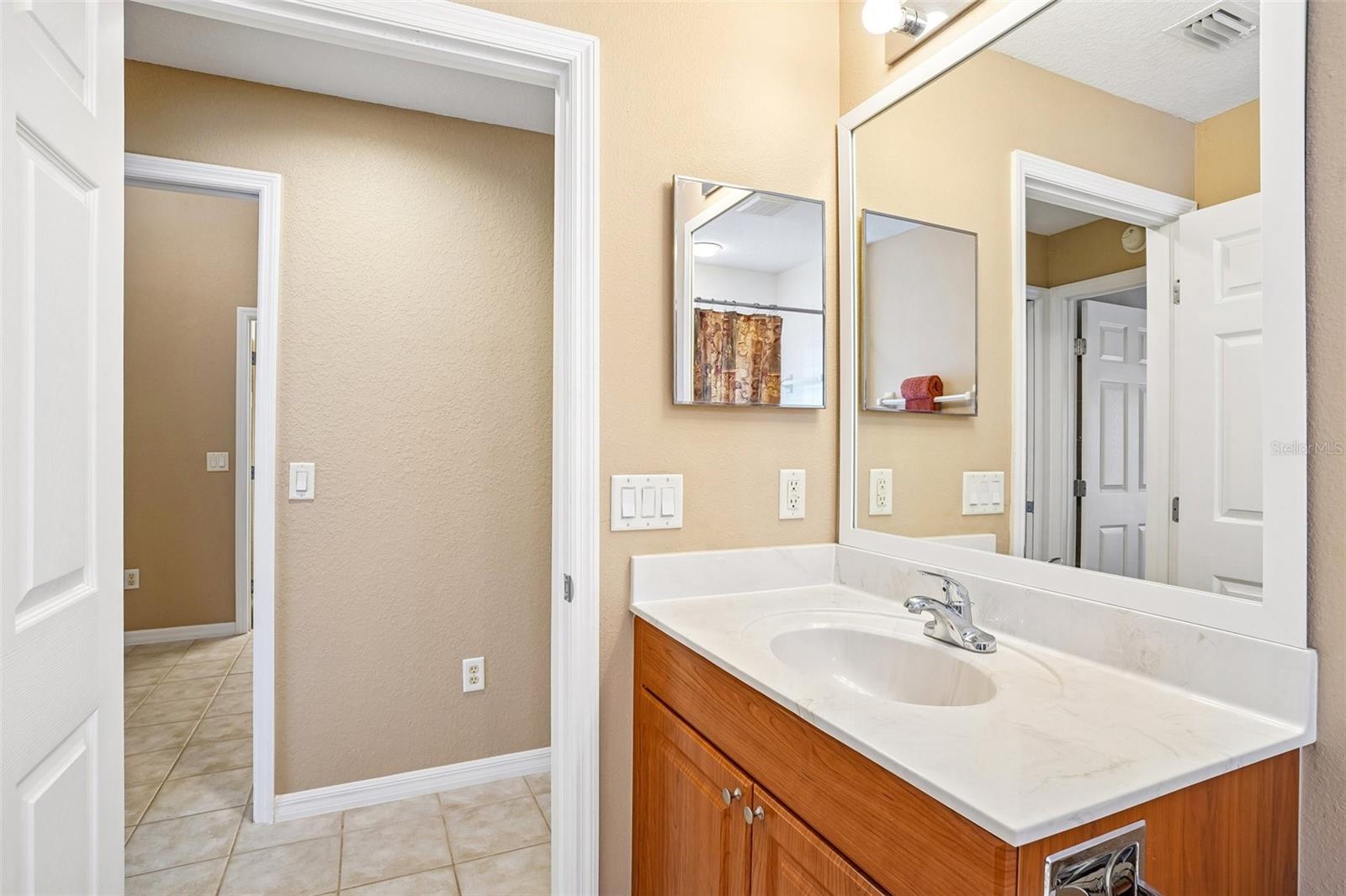 10150 Mainsail Dr Property Photo 33