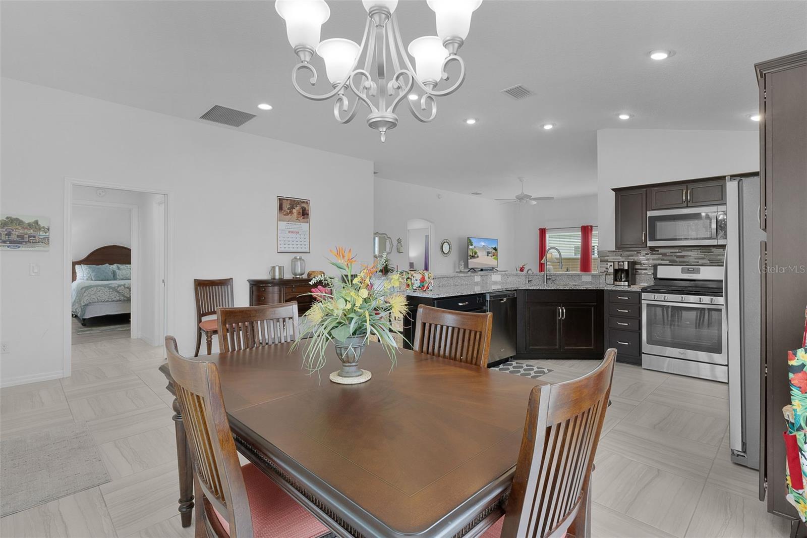 3144 Robbs Rd Property Photo 6
