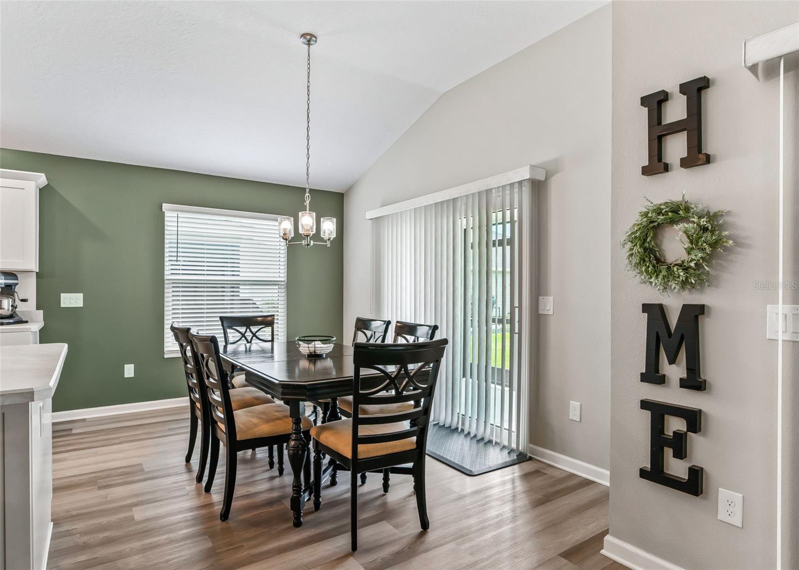 621 Cherry Creek Way Property Photo 11