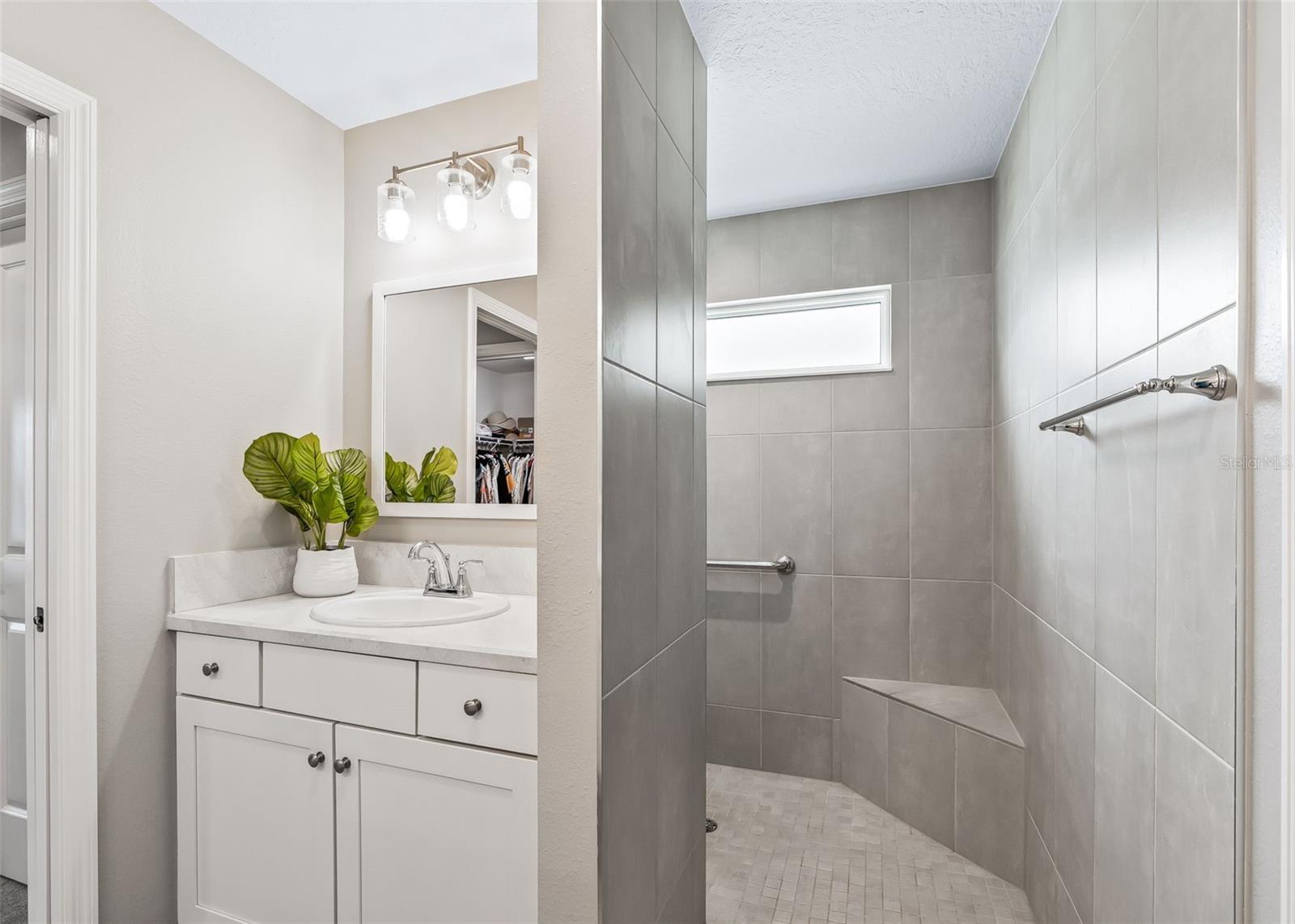 621 Cherry Creek Way Property Photo 23