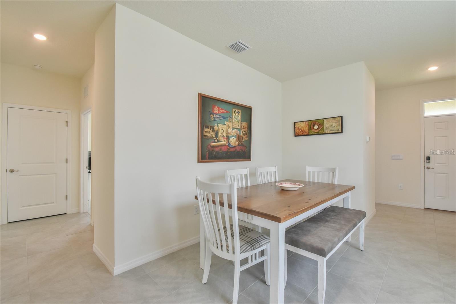 5553 Nw 40th Loop Property Photo 11