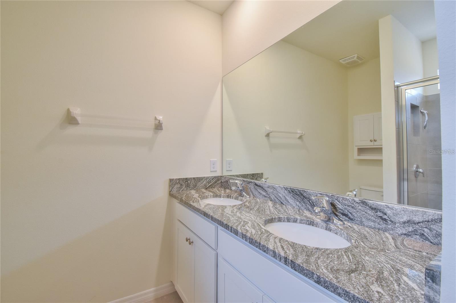 5553 Nw 40th Loop Property Photo 14