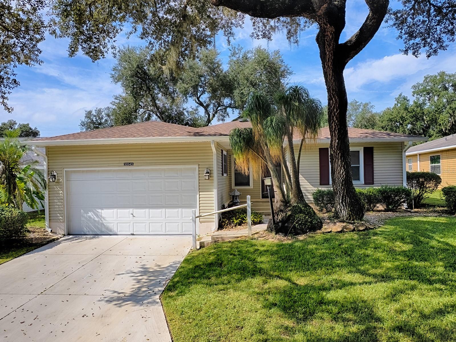 32543 OAK PARK DR Property Photo 1