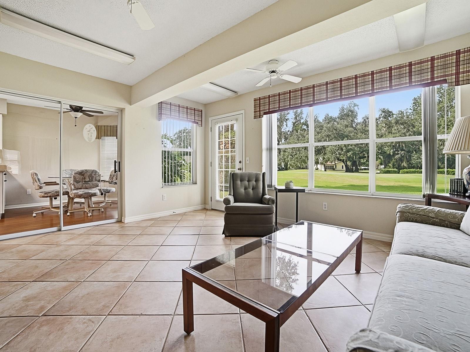 32543 Oak Park Dr Property Photo 11