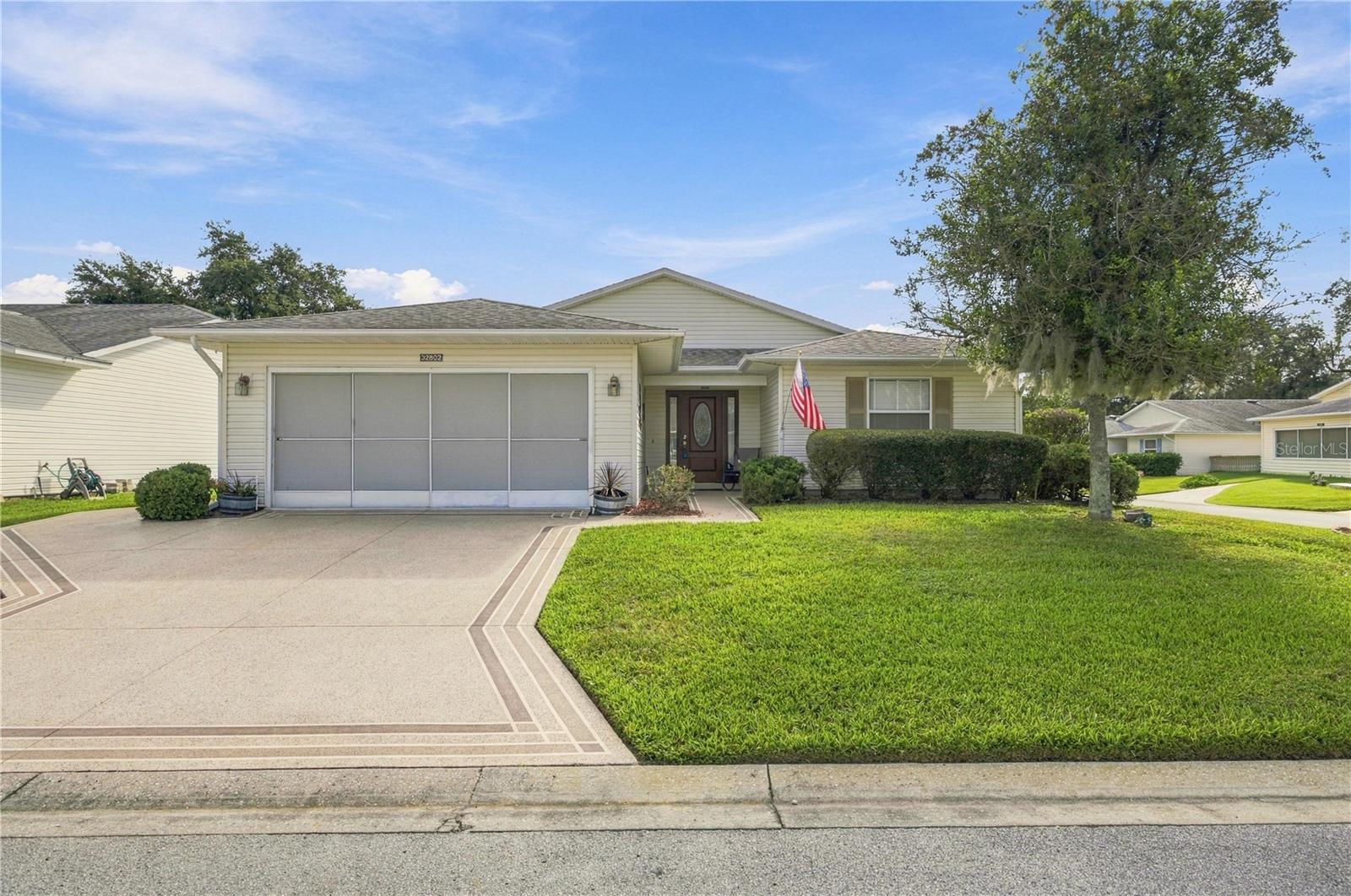 32802 Crooked Oaks Ln Property Photo
