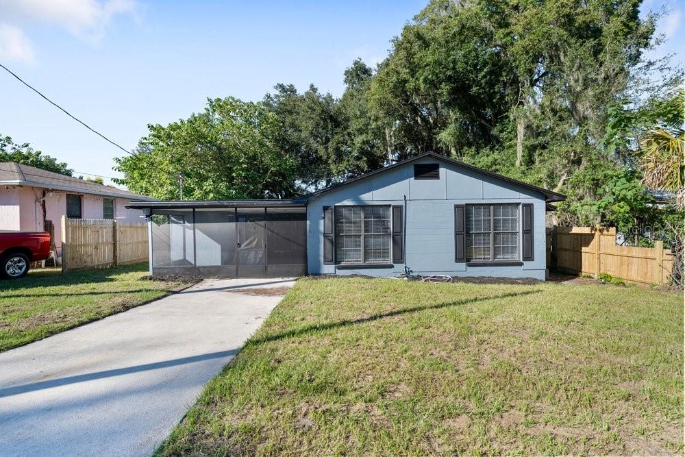 1518 Crest Ave Property Photo 1