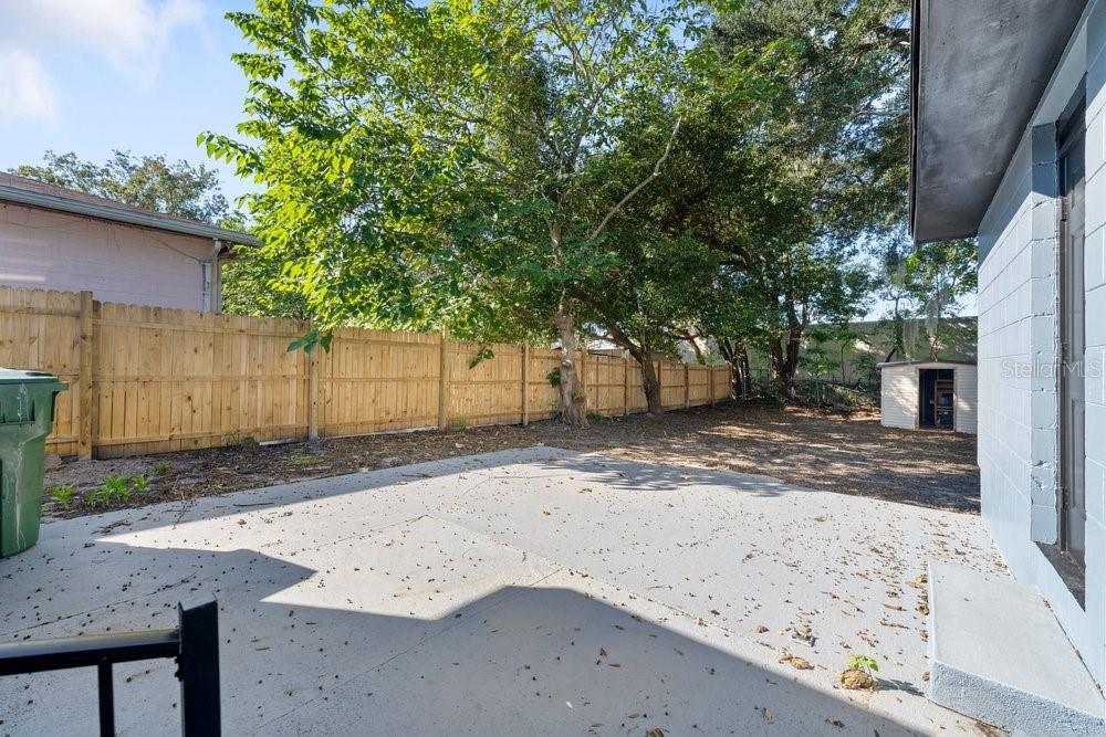 1518 Crest Ave Property Photo 29