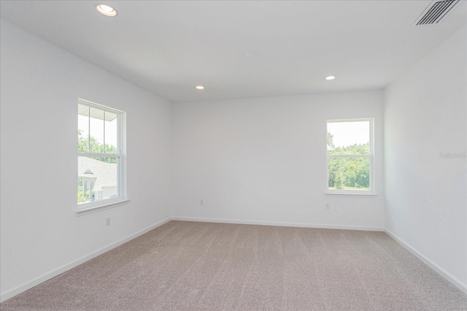 17332 Wild Daisy Dr Property Photo 9