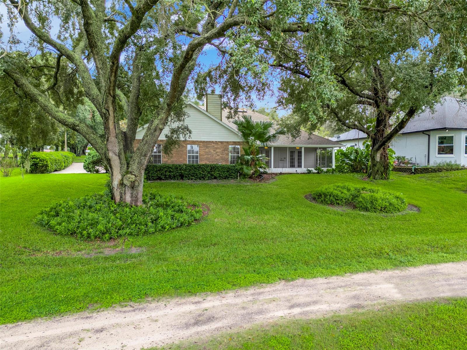 14747 Green Valley Blvd Property Photo 39
