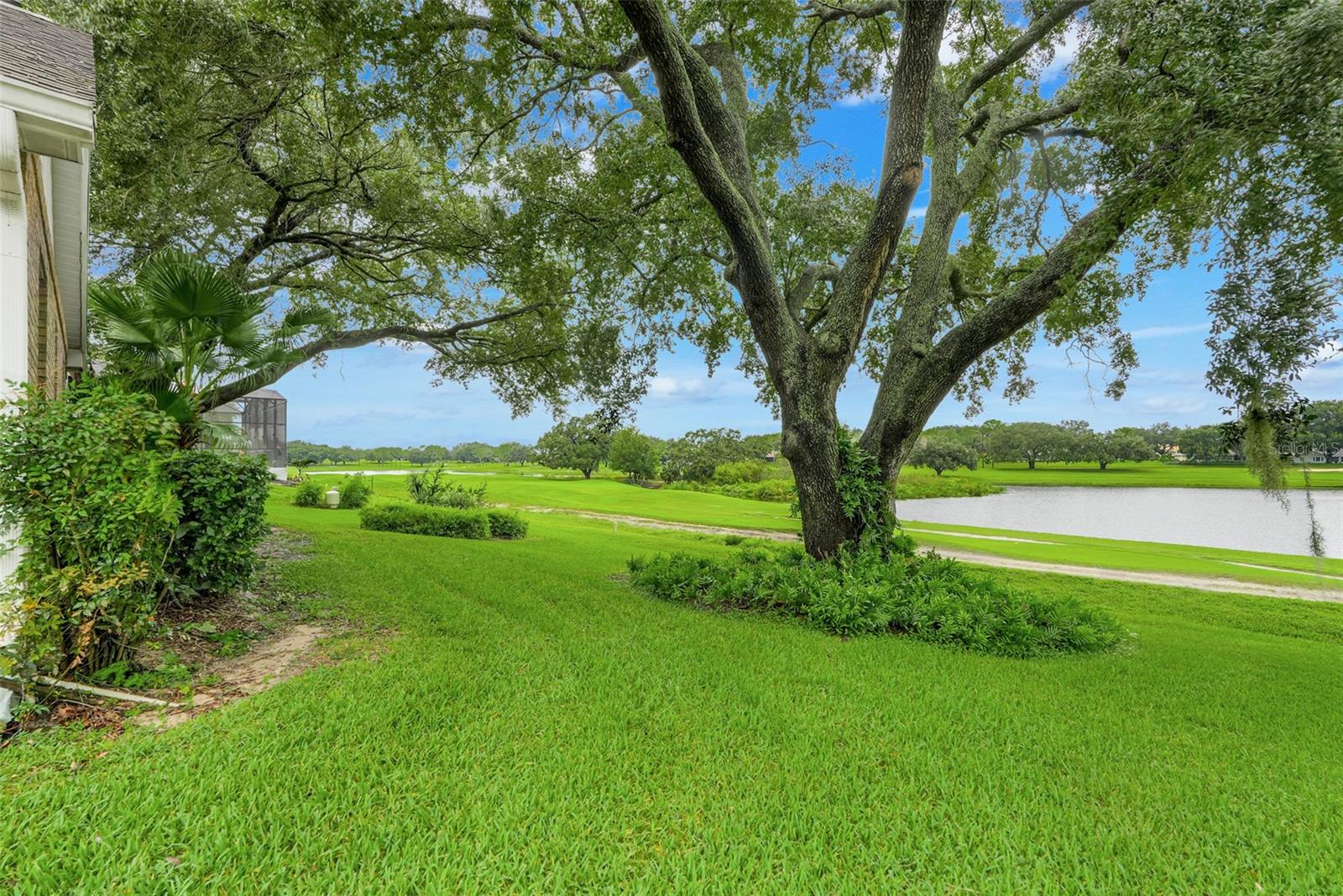 14747 Green Valley Blvd Property Photo 40