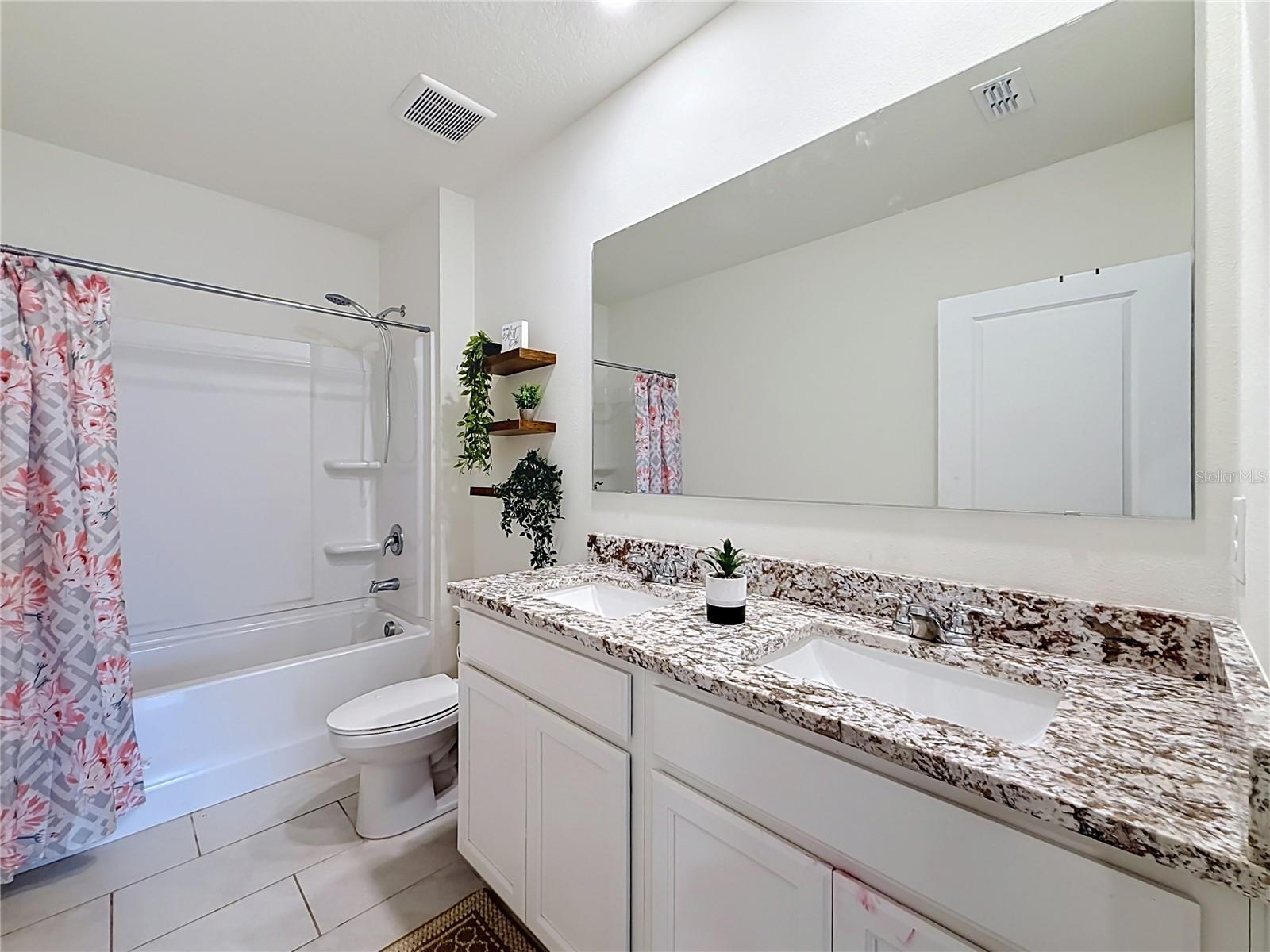 182 Amberwood Way Property Photo 35