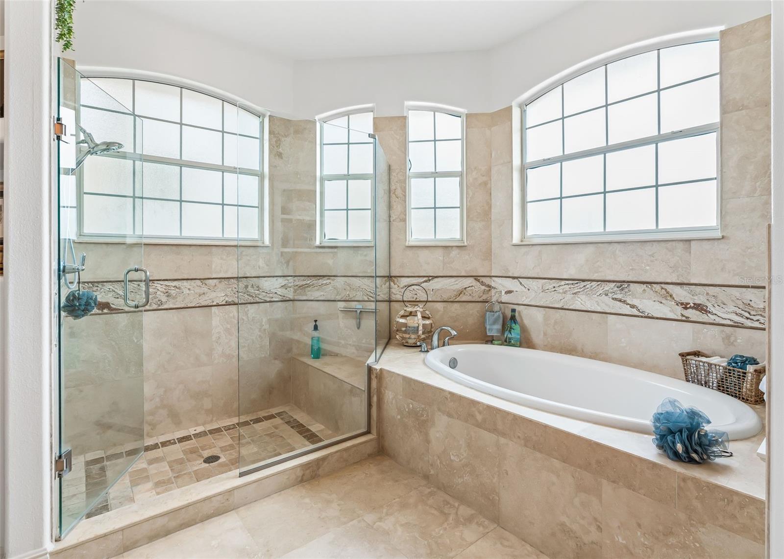 2917 Larranaga Dr Property Photo 40