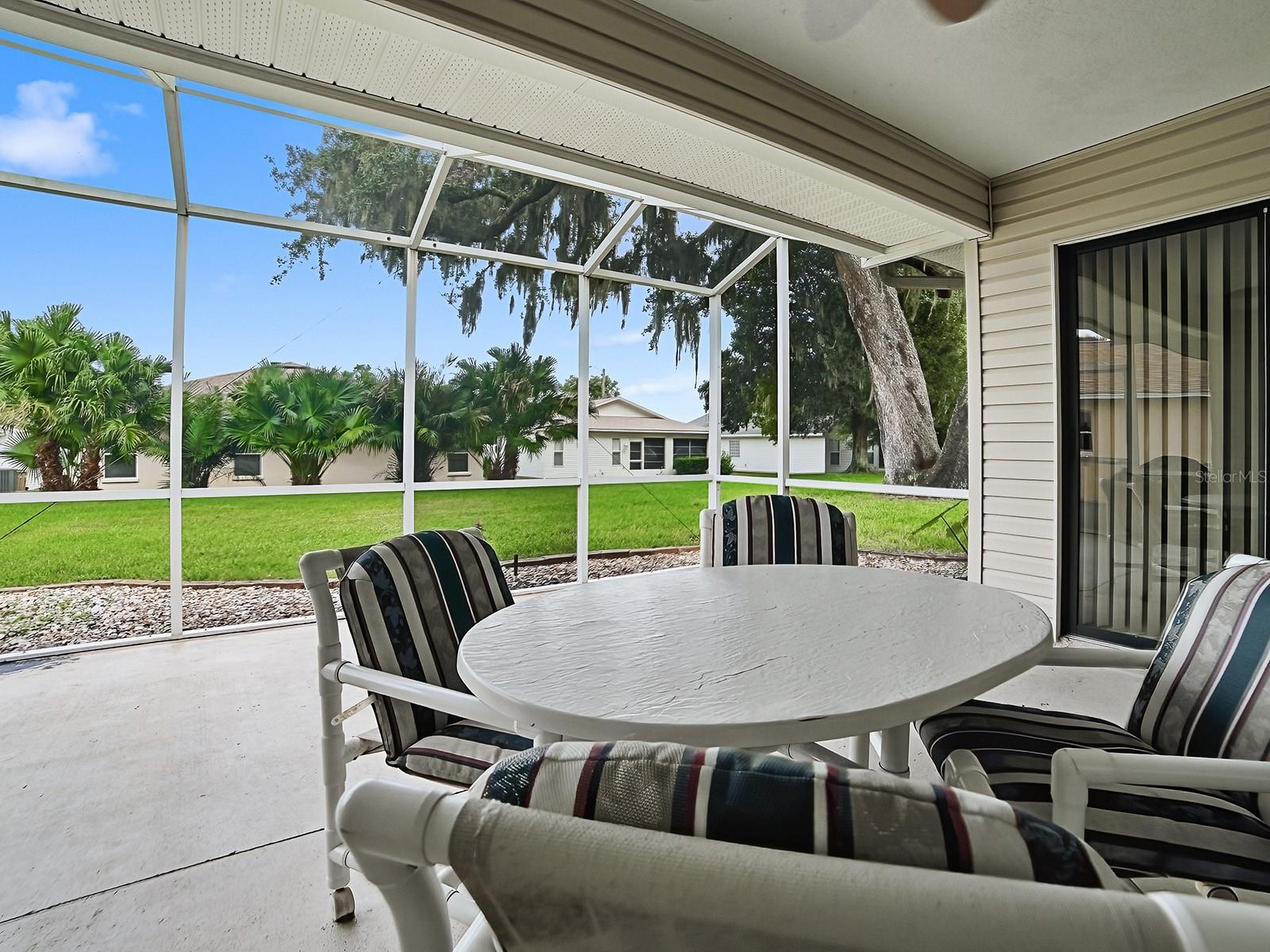 647 Timbercrest Dr Property Photo 3