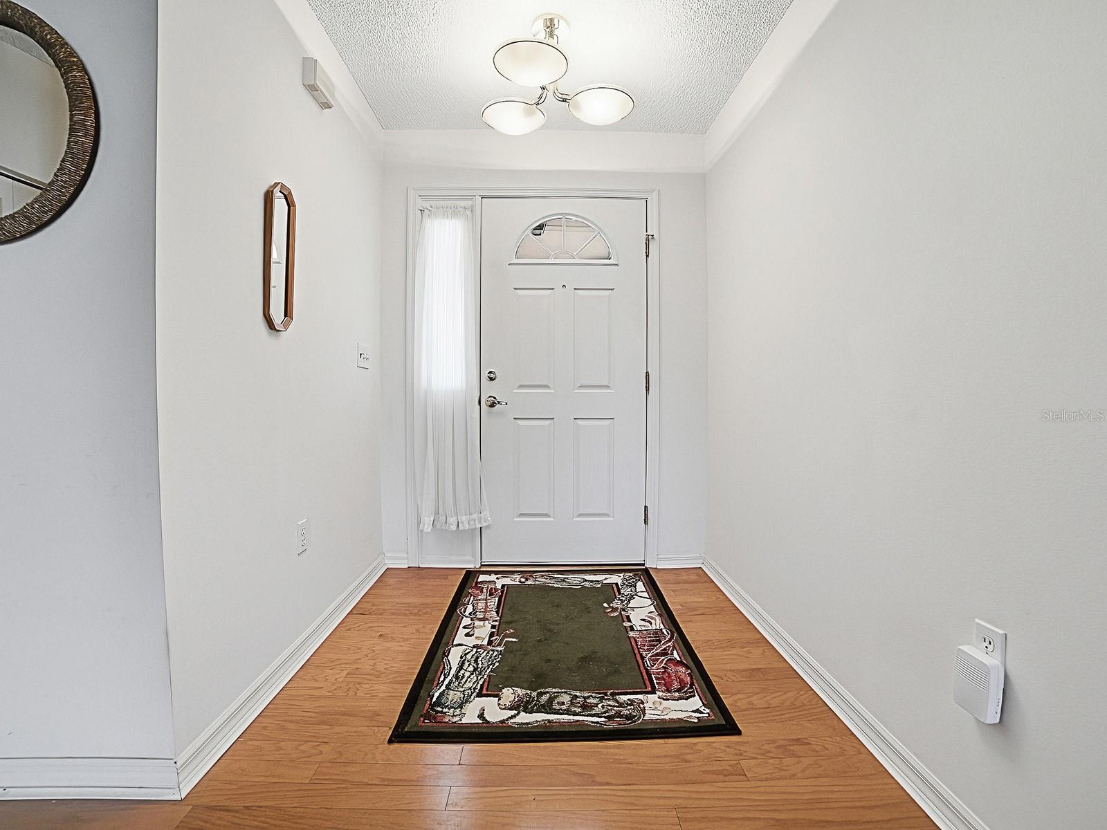 647 Timbercrest Dr Property Photo 8