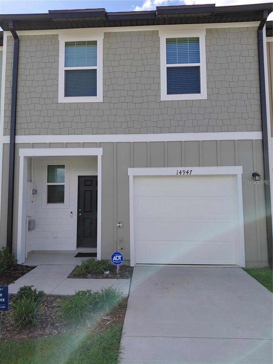 14947 PISA PKWY Property Photo 1