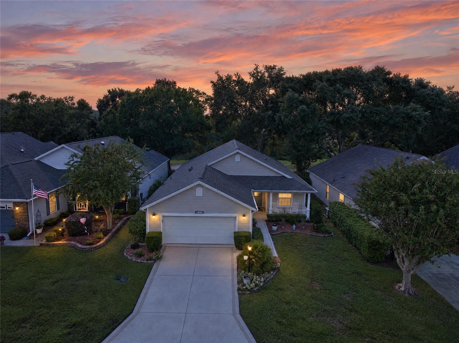 25005 CRANES ROOST CIR Property Photo 1
