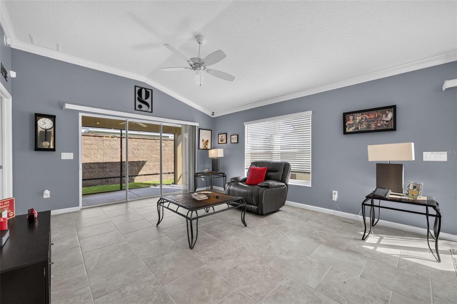 2137 Locklin Ln Property Photo 15