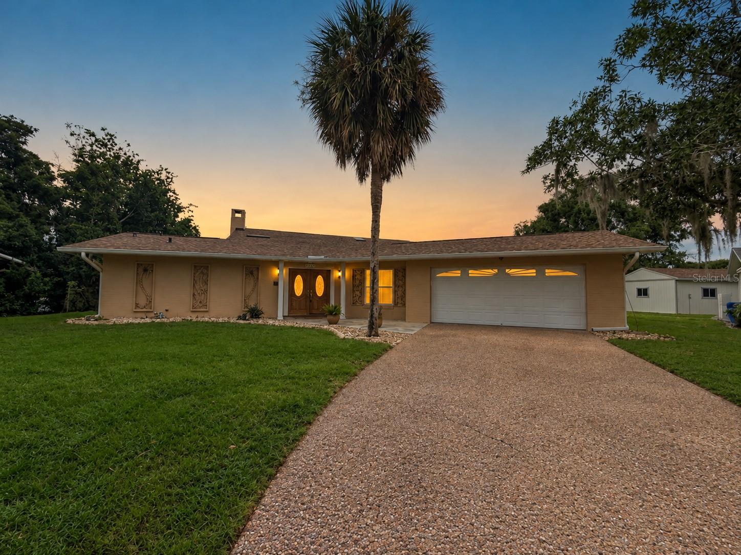 1627 Canal Ct Property Photo 1