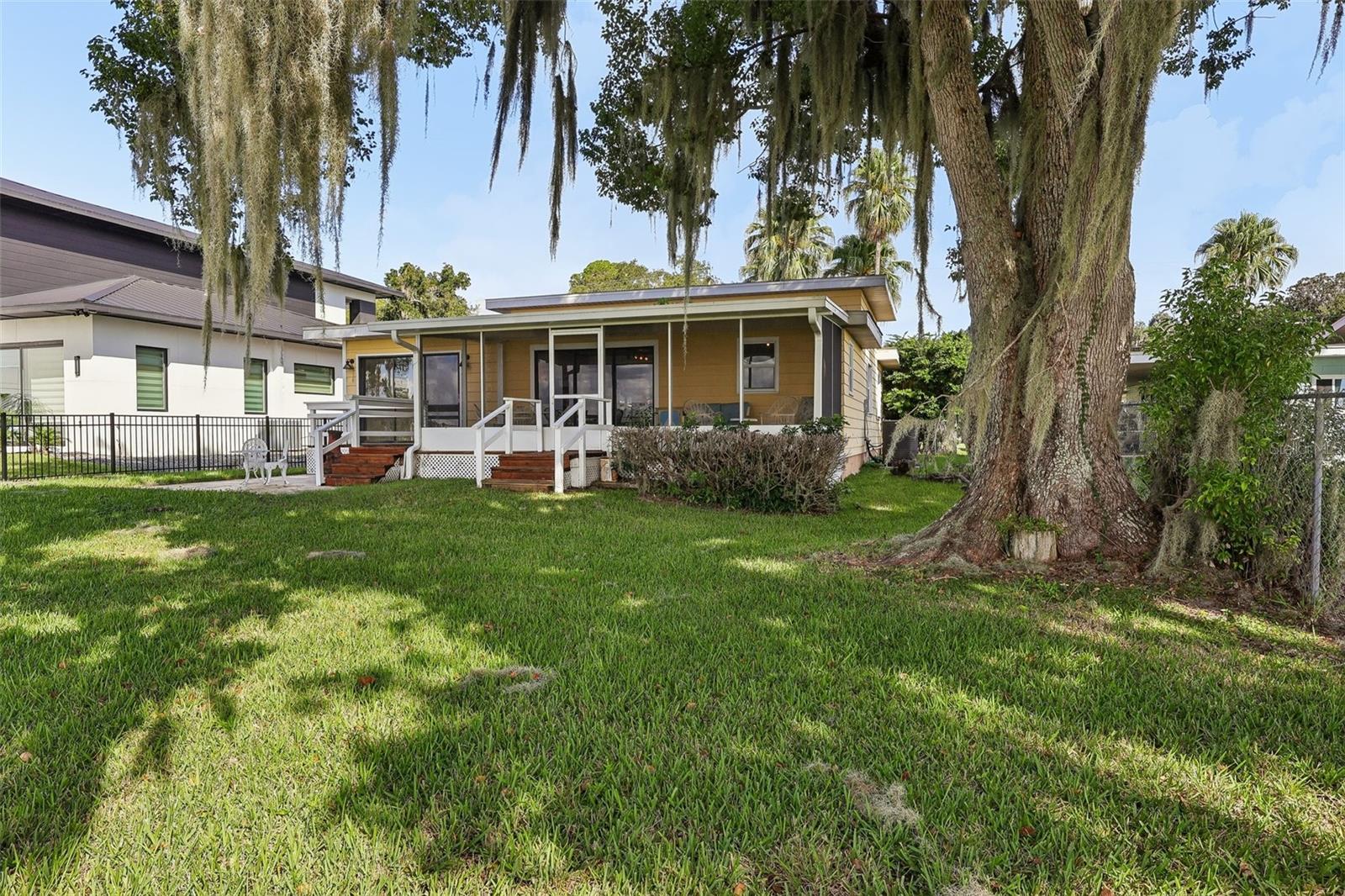 722 Lake Dora Dr Property Photo 35